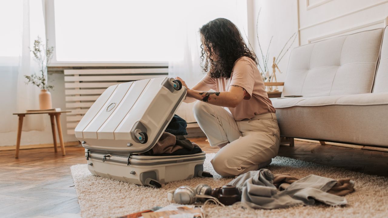 Efficient Packing Strategies for Stress-free Travel